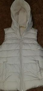 Hollister lined vest size Medium. Like new!